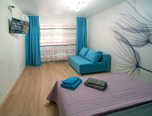 
  Продается 2-комн. квартира, 72 м², Омелькова ул, д. 93
. Фото 5.
