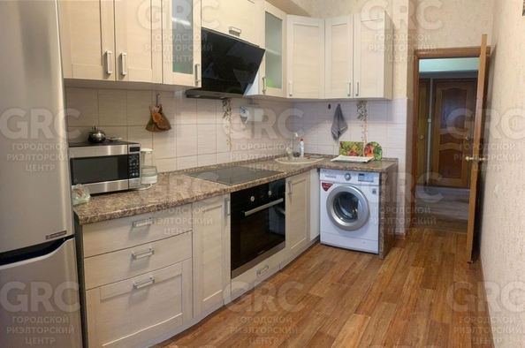 
  Продается 3-комн. квартира, 60 м², Крымская ул, д. 40
. Фото 11.