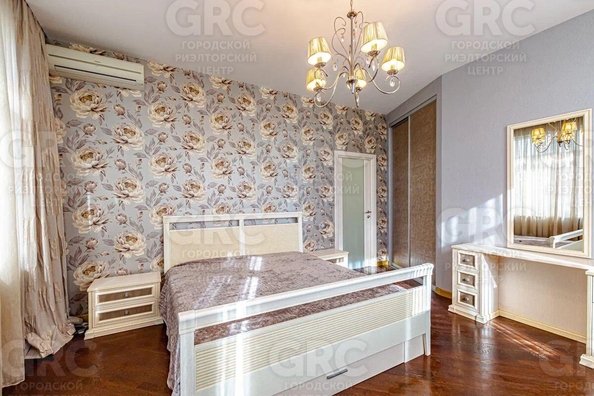 
  Продается 3-комн. квартира, 102 м², Первомайская ул, д. 13
. Фото 10.