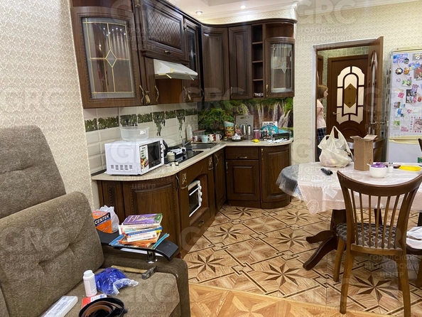 
  Продается 2-комн. квартира, 67 м², Голубые дали ул, д. 99г
. Фото 18.