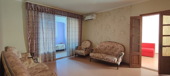 
  Продается 4-комн. квартира, 76 м², Ленина ул, д. 143
. Фото 13.