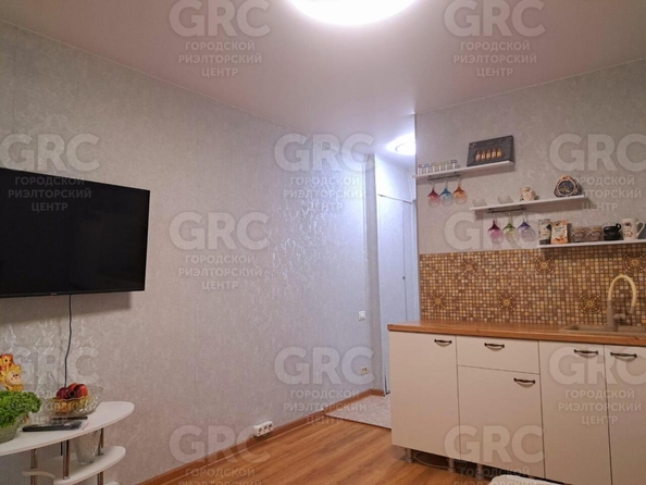 
  Продается 1-комн. квартира, 23.5 м², Донская ул, д. 19
. Фото 4.