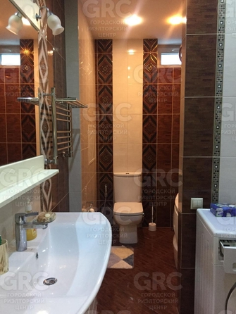 
  Продается 2-комн. квартира, 77 м², Виноградная ул, д. 114
. Фото 9.