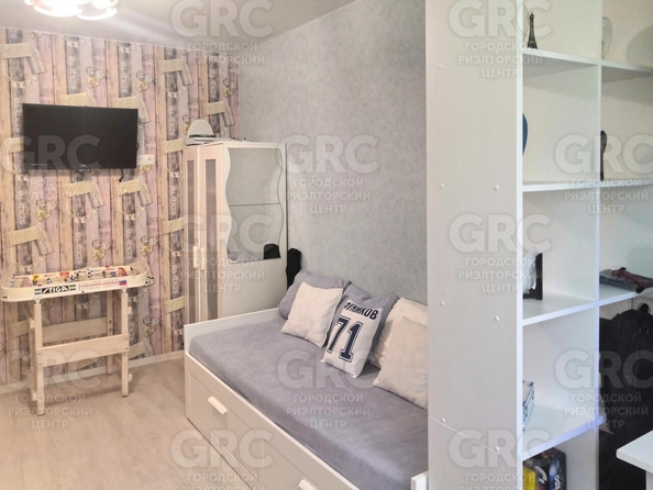 
  Продается 2-комн. квартира, 53 м², Цюрупы ул, д. 8
. Фото 3.