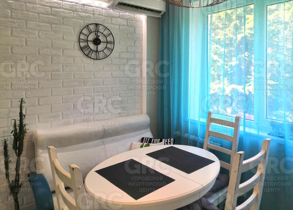 
  Продается 2-комн. квартира, 53 м², Цюрупы ул, д. 8
. Фото 7.