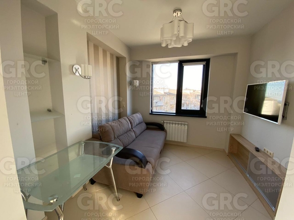 
  Продается 1-комнатный апартамент, 27.9 м², Горького пер, д. 24
. Фото 2.