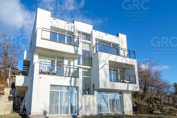 
  Продается дом, 350 м², Сочи
. Фото 1.