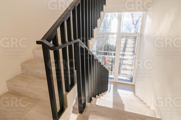 
  Продается дом, 350 м², Сочи
. Фото 11.