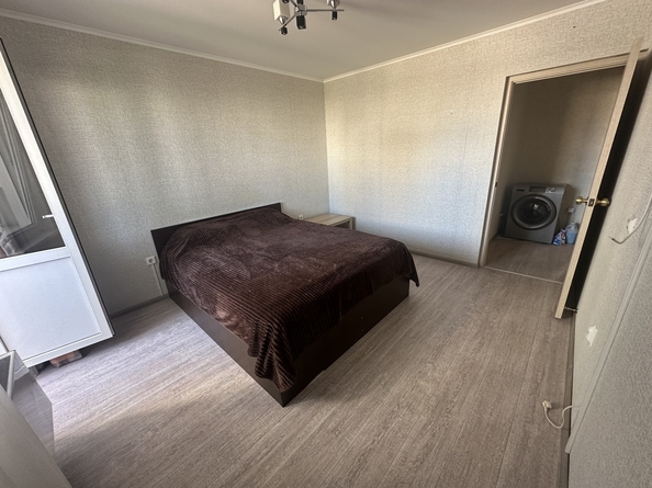 
  Продается 2-комн. квартира, 65 м², Ленина ул, д. 229
. Фото 17.