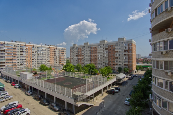 
  Продам 2-комн. квартиру, 60 м², Командорская ул
. Фото 2.