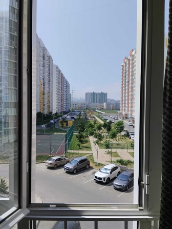 
  Продается 1-комн. квартира, 37 м², Адмирала Пустошкина ул, д. 22к4
. Фото 2.