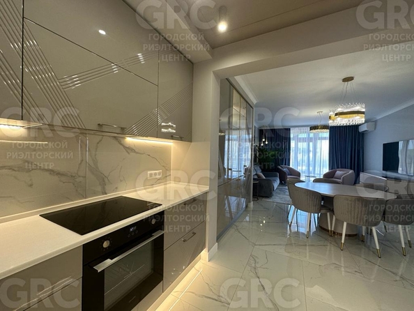 
  Продается 4-комн. квартира, 150 м², Роз ул, д. 52
. Фото 5.
