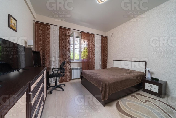 
  Продается дом, 200 м², Сочи
. Фото 17.