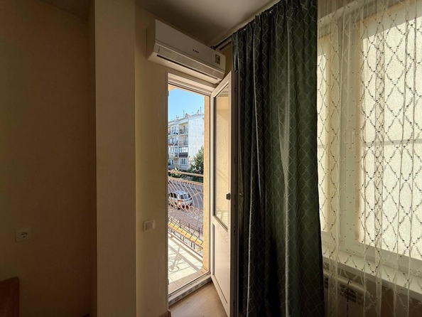 
  Продается 1-комн. квартира, 37 м², Дивноморская ул
. Фото 11.