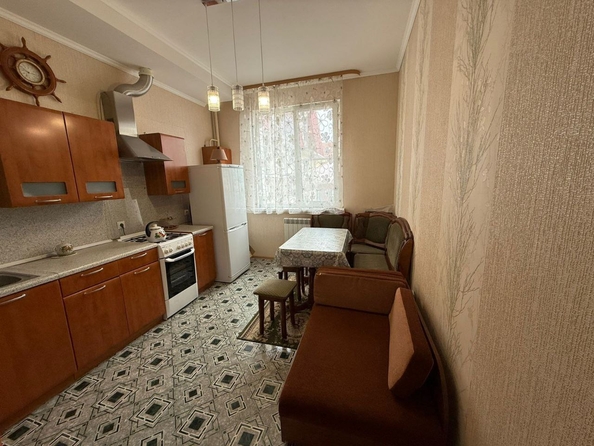 
  Продается 1-комн. квартира, 41 м², Майская ул
. Фото 1.