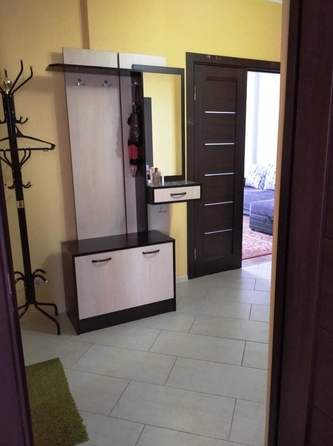 
  Продается 2-комн. квартира, 69 м², Омелькова ул, д. 21
. Фото 8.