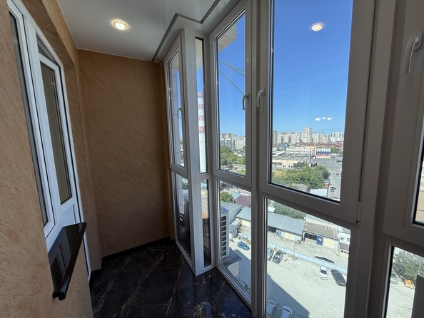 
  Продается 2-комн. квартира, 58 м², Омелькова ул, д. 93
. Фото 17.