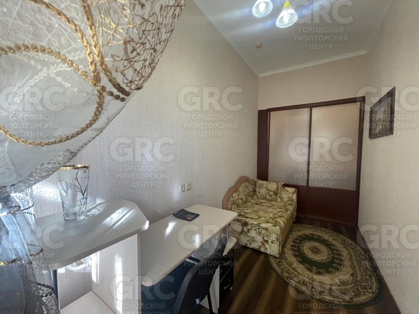 
  Продается 2-комн. квартира, 43.2 м², Дагомысская ул, д. 2
. Фото 5.