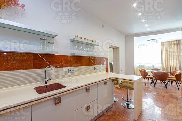 
  Продается 3-комн. квартира, 118 м², Первомайская ул, д. 13
. Фото 11.