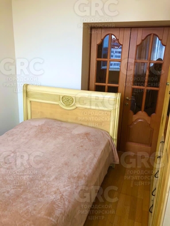 
  Продается 3-комн. квартира, 52 м², Бамбуковая ул
. Фото 2.