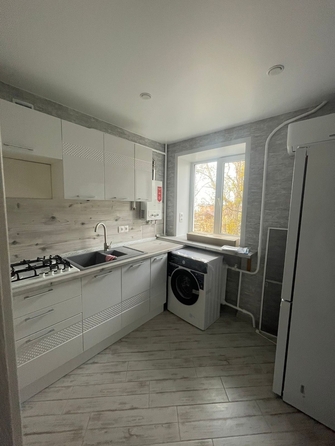
  Продается 1-комн. квартира, 33 м², Горького ул, д. 66
. Фото 2.