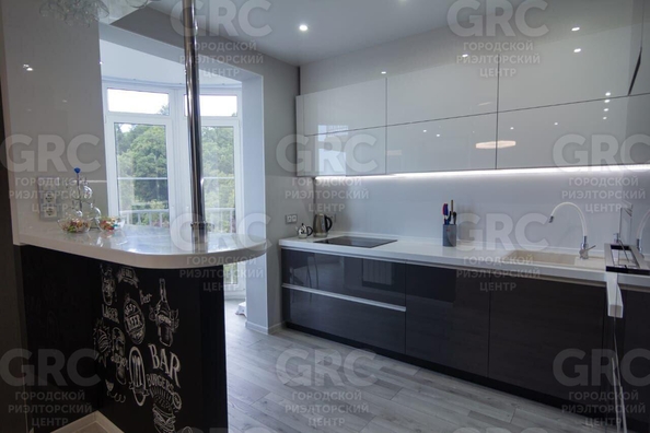 
  Продается 2-комн. квартира, 55 м², Фабрициуса Я. ул, д. 7
. Фото 1.