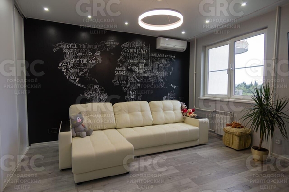 
  Продается 2-комн. квартира, 55 м², Фабрициуса Я. ул, д. 7
. Фото 8.