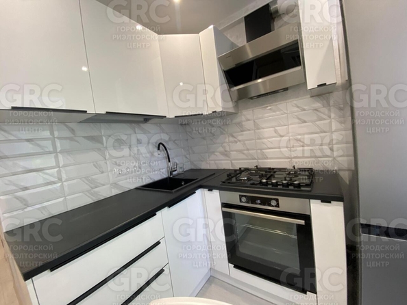 
  Продается студия, 30 м², Ульянова ул, д. 97
. Фото 5.