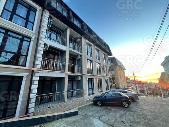 
  Продается 1-комн. квартира, 37 м², Медовая ул, д. 76/3
. Фото 3.