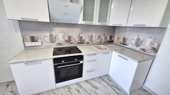 
  Продается 2-комн. квартира, 67 м², Адмирала Пустошкина ул, д. 22к4
. Фото 3.