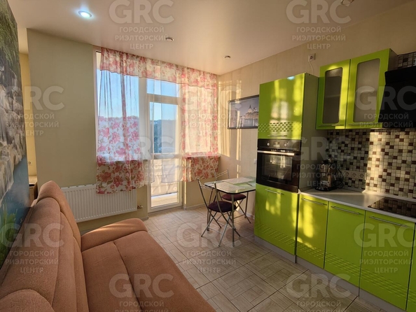 
  Продается 2-комн. квартира, 45 м², Вишневый пер, д. 85Б
. Фото 4.