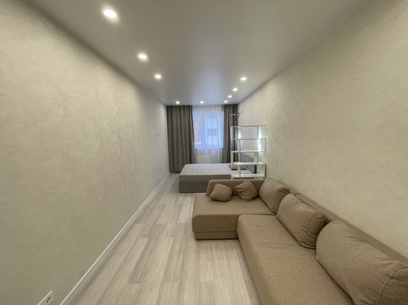 
  Продается 1-комн. квартира, 46 м², Омелькова ул, д. 93
. Фото 4.