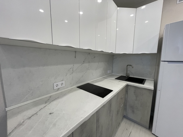
  Продается 1-комн. квартира, 46 м², Омелькова ул, д. 93
. Фото 12.