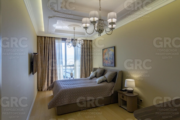 
  Продается 3-комн. квартира, 140 м², Нагорная ул, д. 1
. Фото 4.
