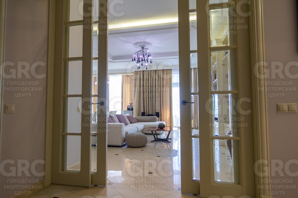 
  Продается 3-комн. квартира, 140 м², Нагорная ул, д. 1
. Фото 14.