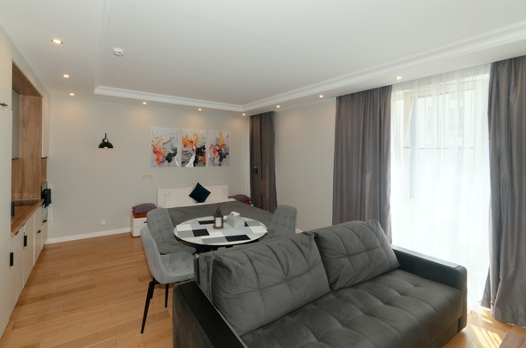
  Продается студия, 39 м², Толстого ул, д. 26
. Фото 3.