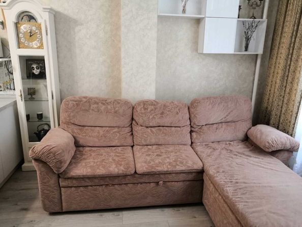 
  Продается 2-комн. квартира, 90 м², Лазурная ул, д. 16
. Фото 4.