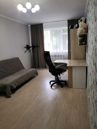 
  Продается 2-комн. квартира, 90 м², Лазурная ул, д. 16
. Фото 14.
