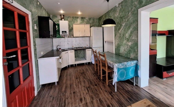 
  Продается 3-комн. квартира, 49 м², Новороссийская ул, д. 156
. Фото 3.