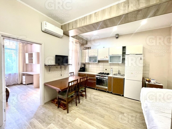
  Продается 2-комн. квартира, 50 м², Вишневая ул, д. 18/7
. Фото 1.