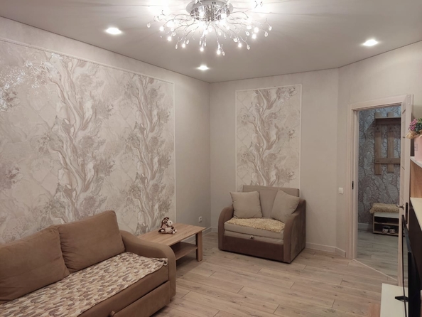 
  Продается 1-комн. квартира, 41 м², Ленина ул, д. 173А
. Фото 2.