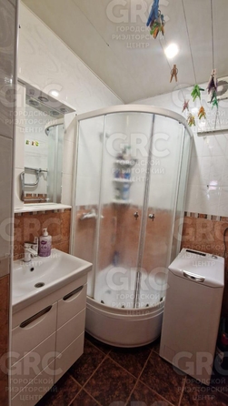 
  Продается 2-комн. квартира, 67 м², Вишневая ул, д. 31
. Фото 7.