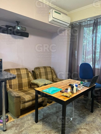 
  Продается 1-комн. квартира, 35 м², Промышленный пер, д. 4
. Фото 2.