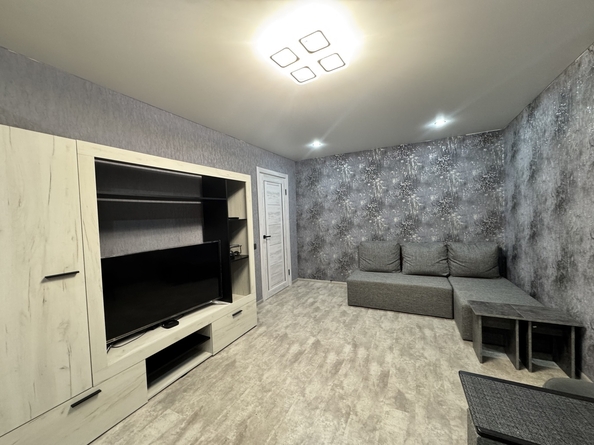 
  Продается 1-комн. квартира, 39 м², Шевченко ул, д. 249
. Фото 2.