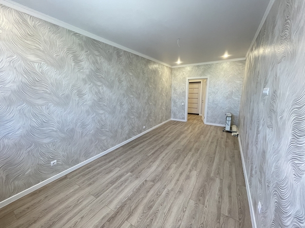 
  Продается 2-комн. квартира, 62 м², Омелькова ул, д. 93
. Фото 2.