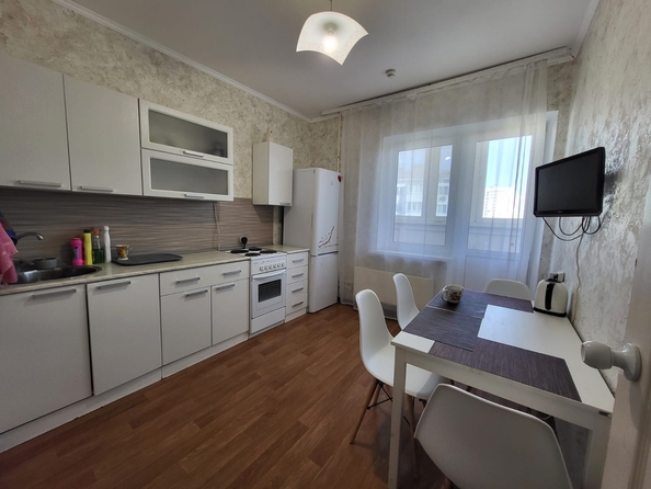 
  Продается 1-комн. квартира, 36 м², адмирала Меньшикова б-р, д. 11
. Фото 2.