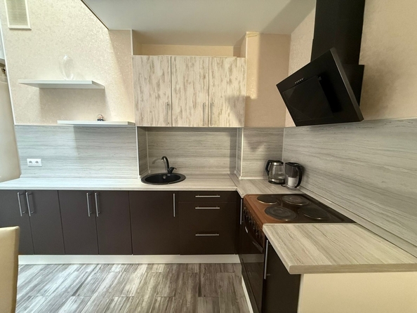 
  Продается 1-комн. квартира, 41 м², Ленина ул, д. 183
. Фото 1.