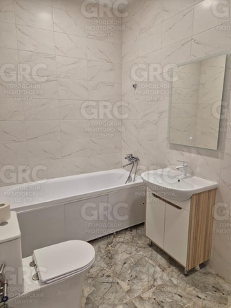 
  Продается 1-комн. квартира, 43.2 м², Октября (Хостинский р-н) ул, д. 10А
. Фото 8.