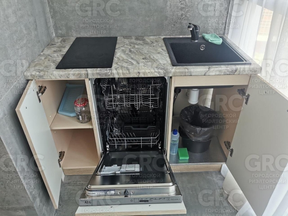 
  Продается 1-комн. квартира, 37.1 м², Войкова ул, д. 34
. Фото 6.