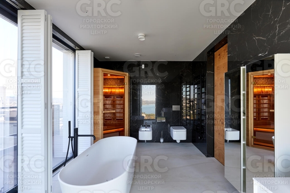 
  Продается 2-комнатный апартамент, 140.6 м², Виноградная ул, д. 4
. Фото 32.